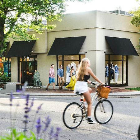 Moxy Denver Cherry Creek Exterior foto